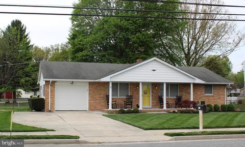 235 Chestnut St, Salem, NJ 08079