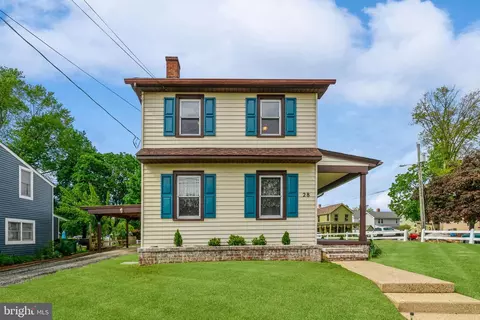28 W Main St, Alloway, NJ 08001