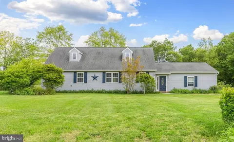 707 W Quilleytown Rd, Penns Grove, NJ 08069