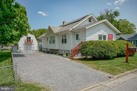 12 Churchtown Rd, Pennsville, NJ 08070
