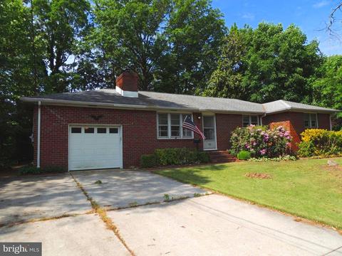 152 Johnson Ave, Carneys Point, NJ 08069