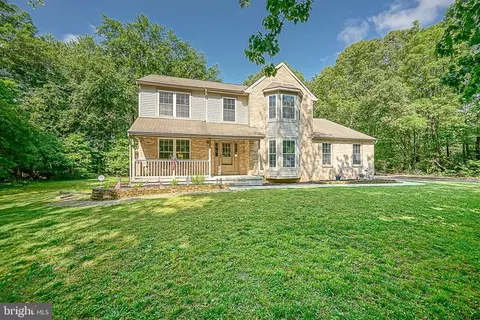 28 Fox Run Dr, Pittsgrove, NJ 08318