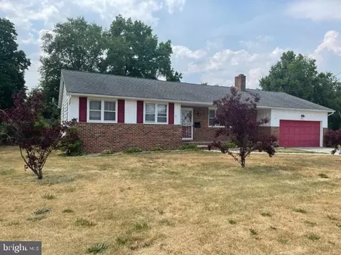 280 N Virginia Ave, Carneys Point, NJ 08069