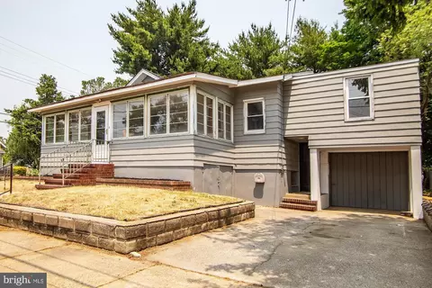 25 Church St, Penns Grove, NJ 08069