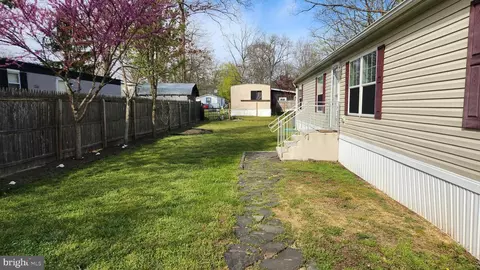 30 Dogwood Ln, Pittsgrove, NJ 08318