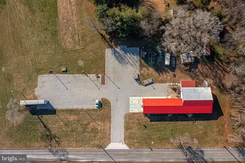 461 Three Bridge Rd, Newfield, NJ 08344