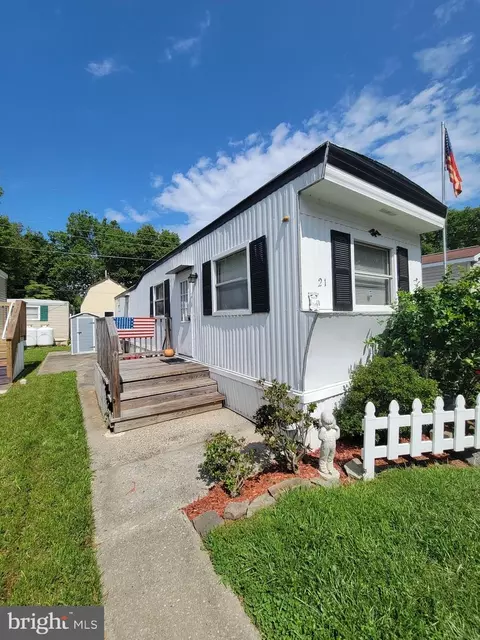 1 Victory Ave #21, Pennsville, NJ 08070