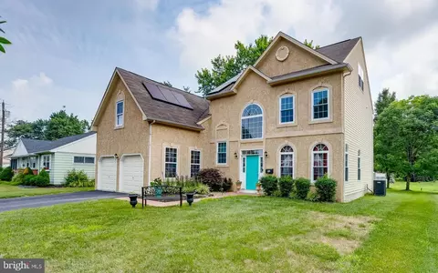 233 Marsden Ave, Penns Grove, NJ 08069