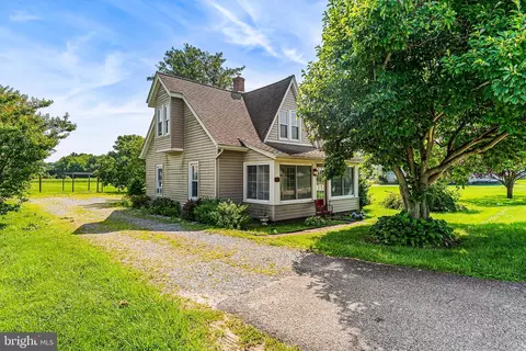 886 Main St, Salem, NJ 08079