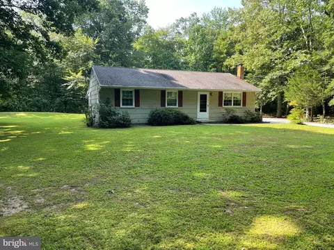 417 Pecks Corner Rd, Salem, NJ 08079