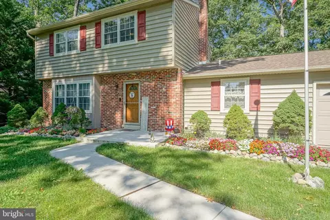 11 Margarete Dr, Elmer, NJ 08318