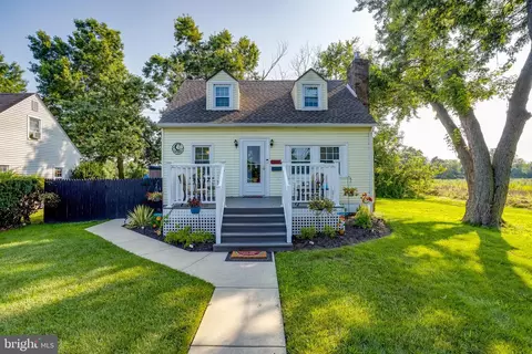 370 Manor Ave, Penns Grove, NJ 08069