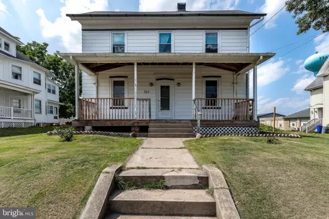 101 Broad St, Elmer, NJ 08318
