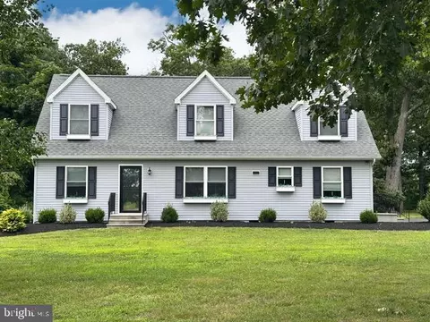 968 Landis Ave, Elmer, NJ 08318