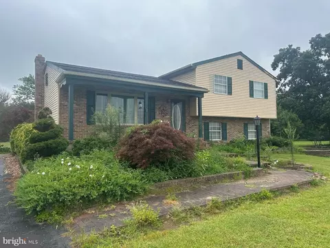 44 Sickler St, Quinton, NJ 08072