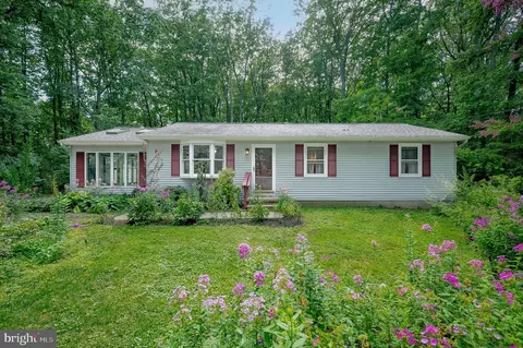 3 S Burden Hill Rd, Salem, NJ 08079