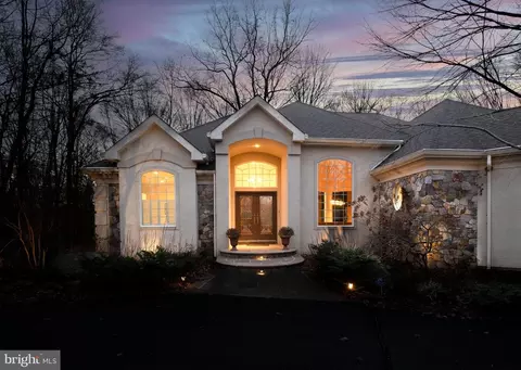 73 Pierson Rd, Woodstown, NJ 08098