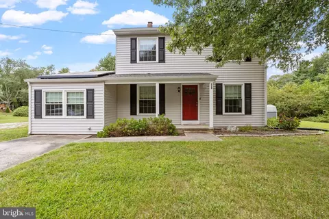 119 Dealtown Rd, Elmer, NJ 08318