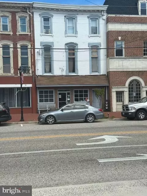 158 W Broadway, Salem, NJ 08079