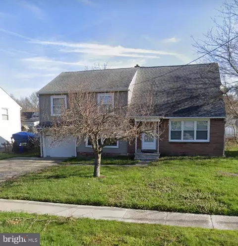 371 Erie Ave, Penns Grove, NJ 08069