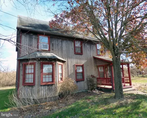 212 Sharptown Auburn Rd, Pilesgrove, NJ 08098