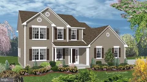 6 Fawn Ln, Elmer, NJ 08318