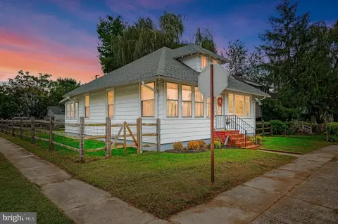 281 Johnson St, Penns Grove, NJ 08069