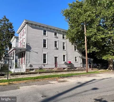 46 Walnut St, Salem, NJ 08079