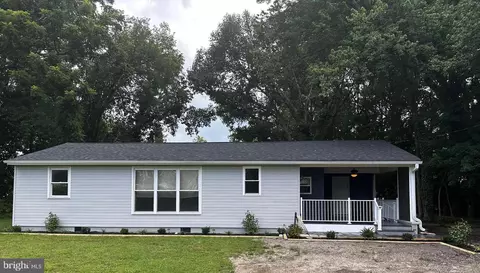62 Dolbow Ave, Pennsville, NJ 08070