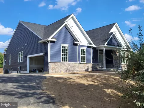 26 Katie Dr, Pedricktown, NJ 08067
