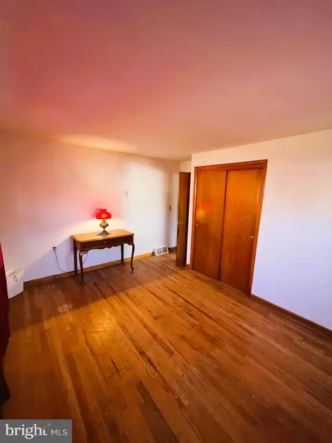 69 E Main St, Alloway, NJ 08001 photo 12