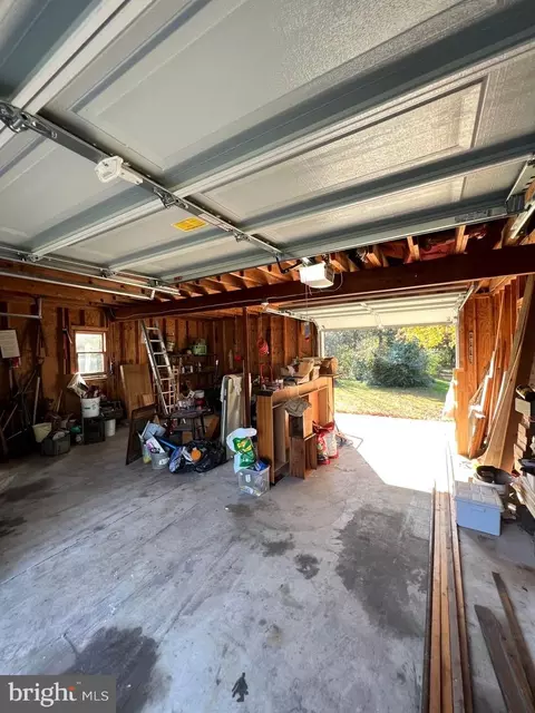 69 E Main St, Alloway, NJ 08001 photo 7