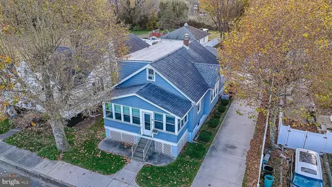 57 Spruce St, Pennsville, NJ 08070