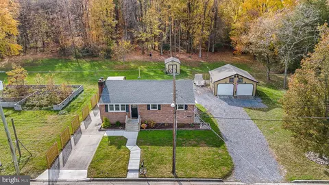 107 Nottingham Rd, Pennsville, NJ 08070