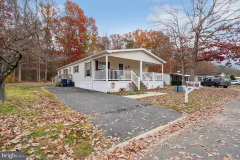 68 Hazelwood Dr, Pittsgrove, NJ 08318