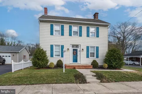 40 S Greenwich St, Alloway, NJ 08001