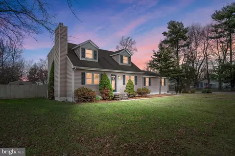 167 S Washington Dr, Pennsville, NJ 08070