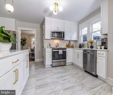 109 Washington St, Woodstown, NJ 08098