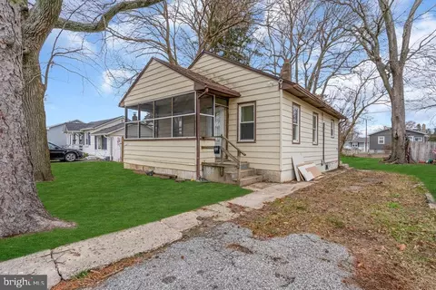 110 Highland Ave, Pennsville, NJ 08070
