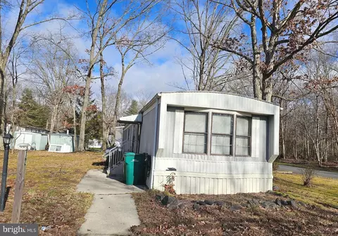 12 Donald Pl, Pittsgrove, NJ 08318