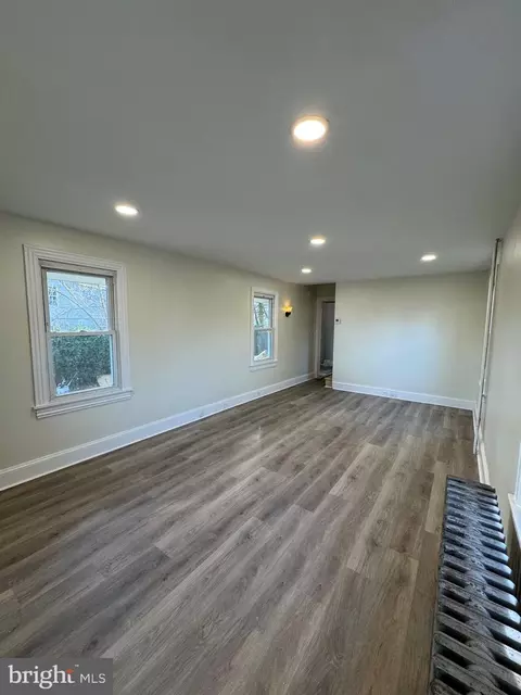 405 E Broadway, Salem, NJ 08079 photo 10