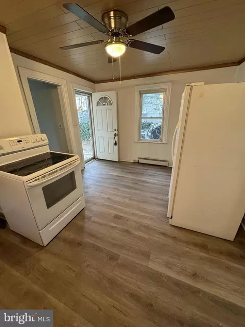 405 E Broadway, Salem, NJ 08079 photo 5