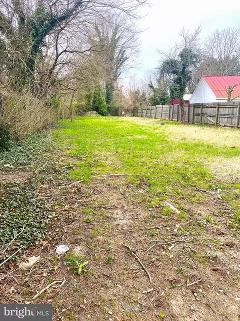 405 E Broadway, Salem, NJ 08079 photo 2