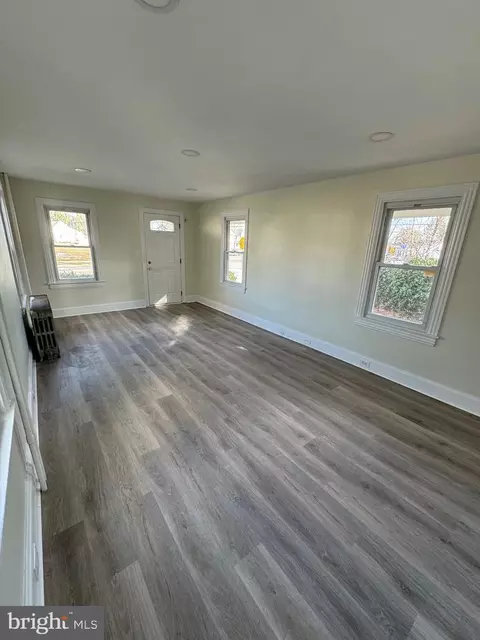 405 E Broadway, Salem, NJ 08079 photo 8