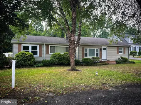 1136 Gershal Ave, Elmer, NJ 08318
