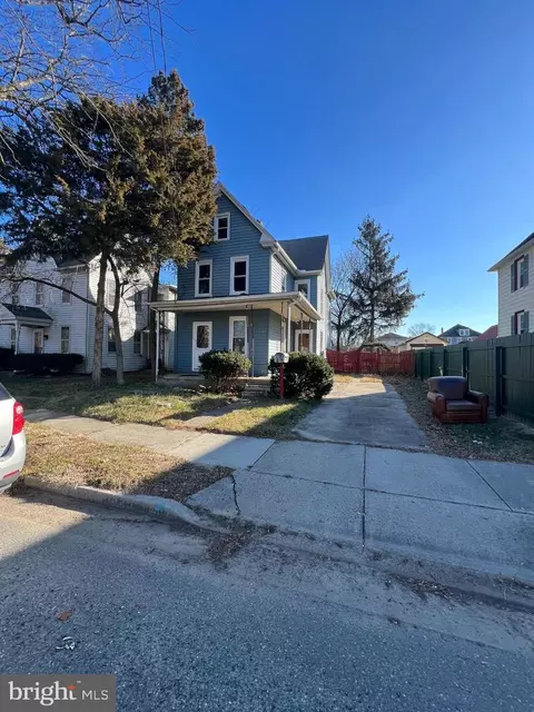 87 Delaware Ave, Penns Grove, NJ 08069