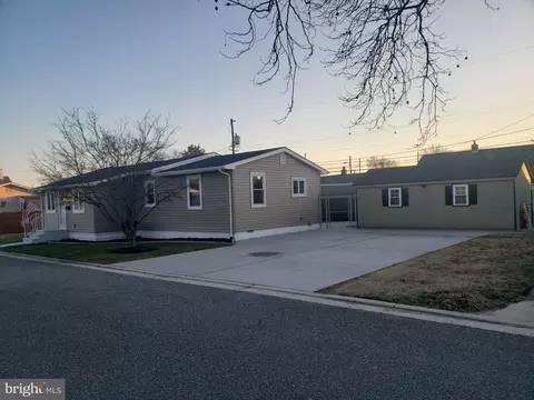 326 Lafayette Rd, Carneys Point, NJ 08069