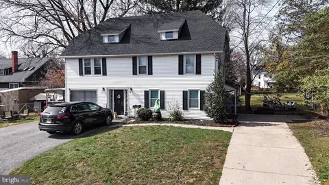 1 Colson Ct, Woodstown, NJ 08098