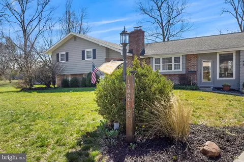 12 Marlton Rd, Woodstown, NJ 08098