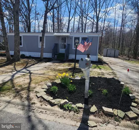 120 Hazelwood Dr, Pittsgrove, NJ 08318